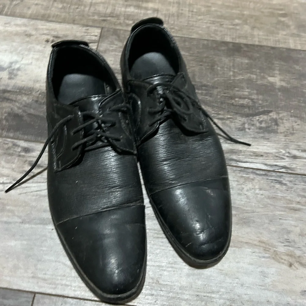 Elegant Black Leather Men's Oxfords
